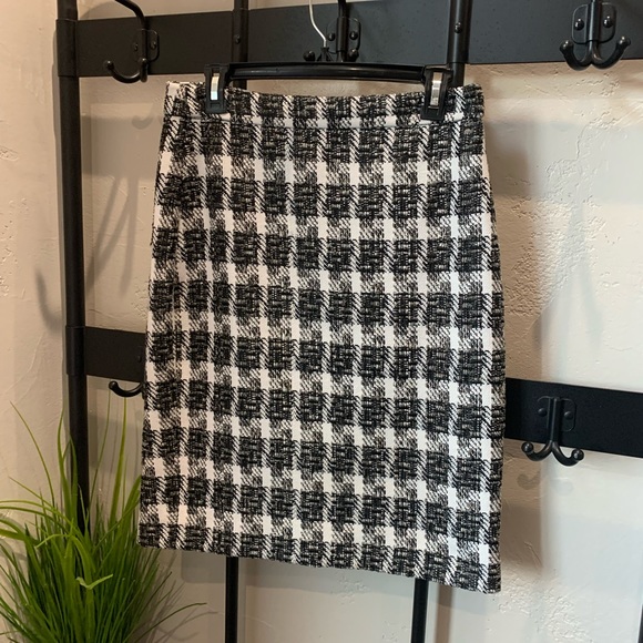 J. Crew Dresses & Skirts - J.Crew, pencil skirt, size 8